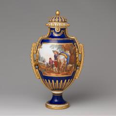 Image for Vase with cover (vase à panneaux or à perles) (one of a pair)